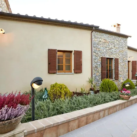 Borgo Carradori By Interhome * Lucignano